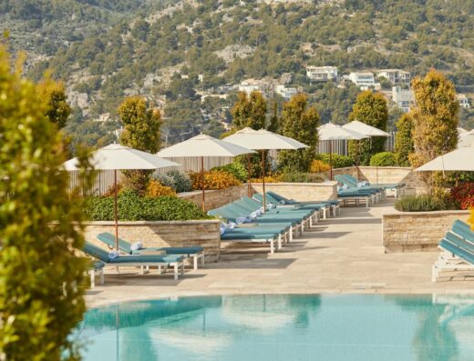 sa talaia pool bar jumeirah mallorca 1